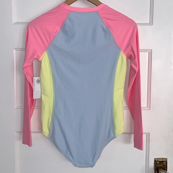 Old Navy Rashguard - Picture 2 of 9